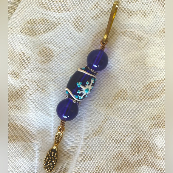 NWT Women/Girls Tablet/Phone Keychain/Purse Cute Goldtoned Beaded antique charm - Picture 3 of 5